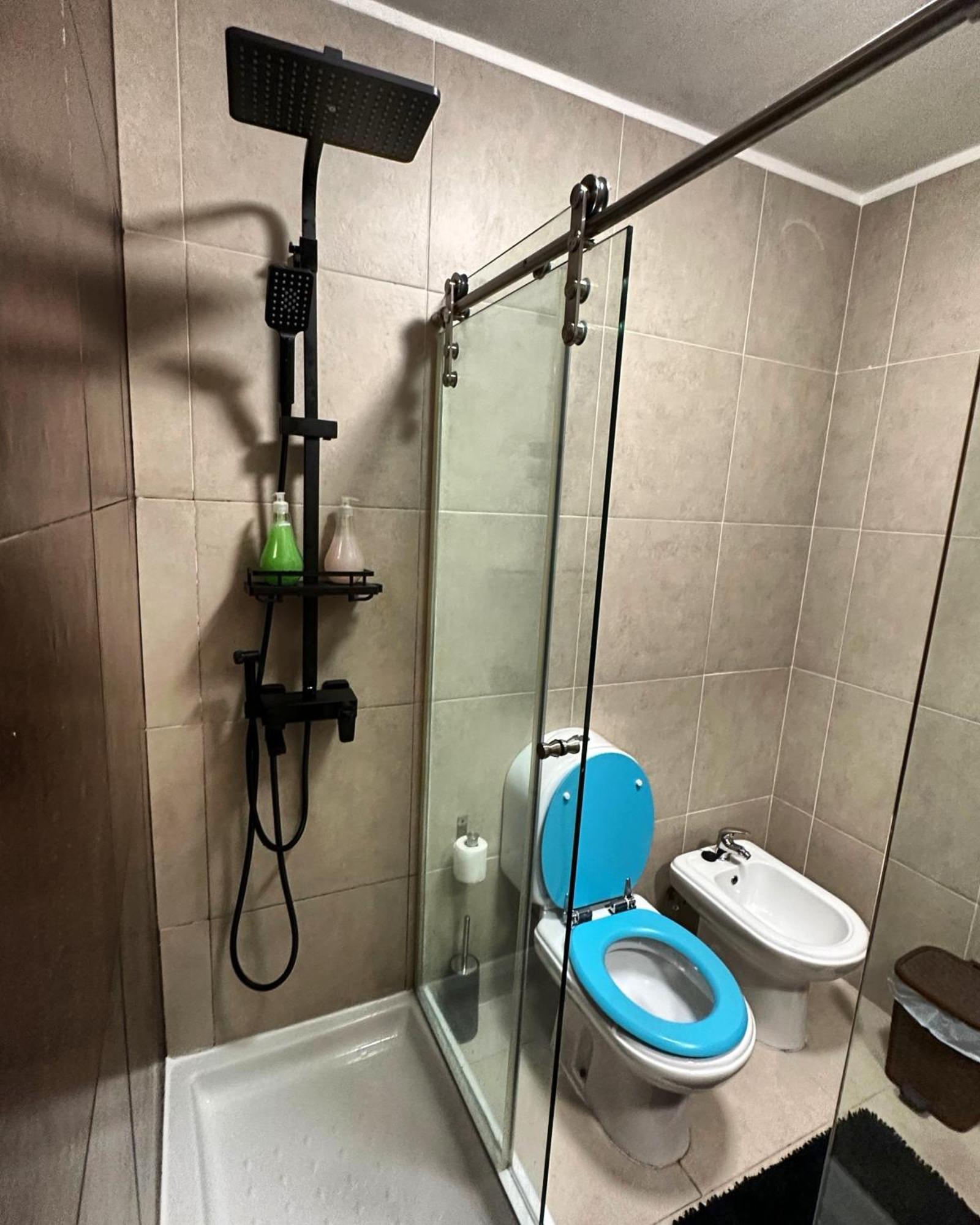 Modern Private Suite With Balcony & Bathroom - King And Queen Beds فيلا نوفا دي غايا المظهر الخارجي الصورة